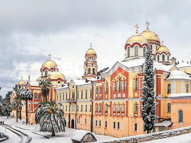 Новогодний автобусный тур в Абхазию из Севастополя.